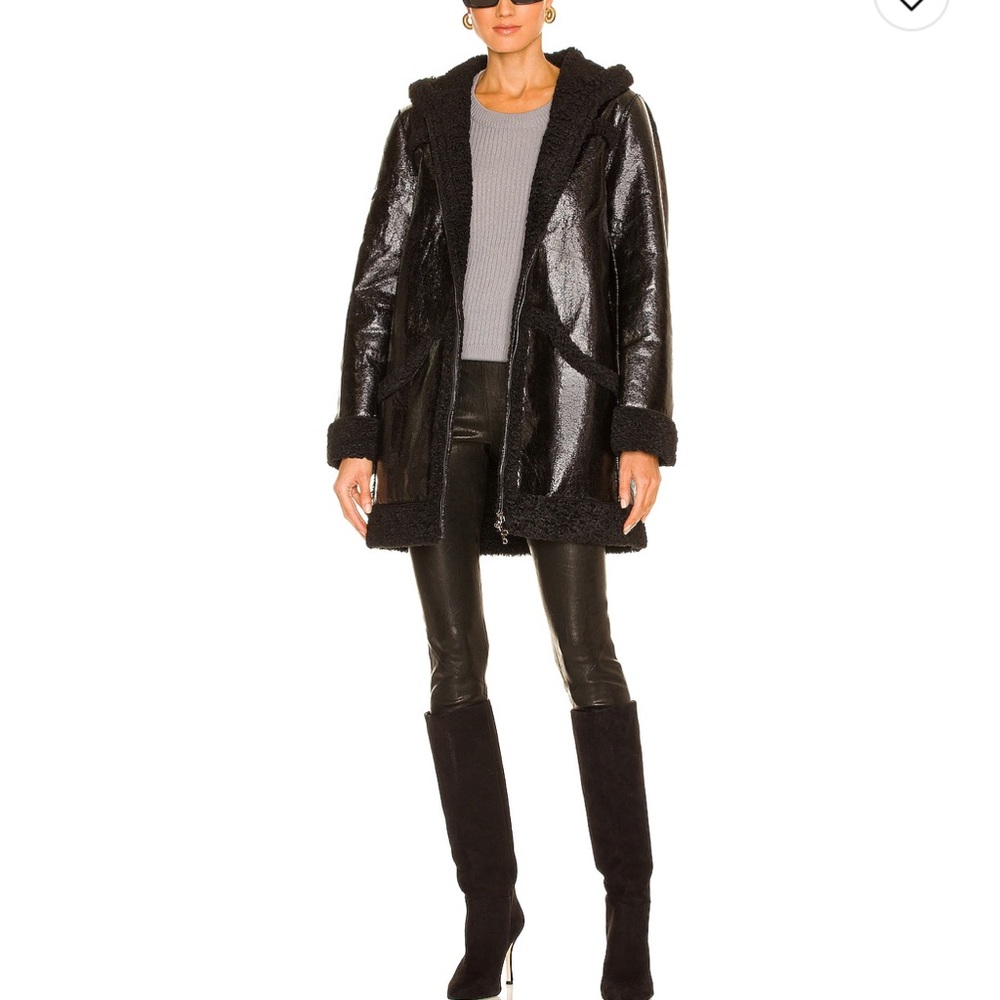 Ariana black coat